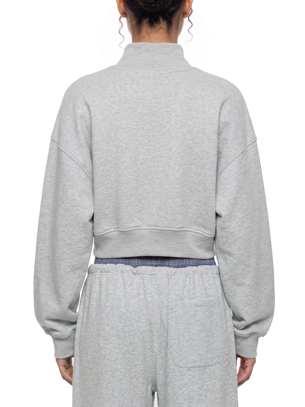 CropSweatshirt,MockNeckSweatshirt,CroppedPullover,WomensAthleisure,AthleisureTop,CasualSweatshirt,LongSleeveCropTop,WorkoutLifestyle,EverydayEssentials,MinimalistClothing,StreetwearWomen